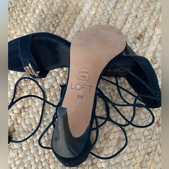 Loft ankle lace-up heels. Size 8 - Picture 4 of 4
